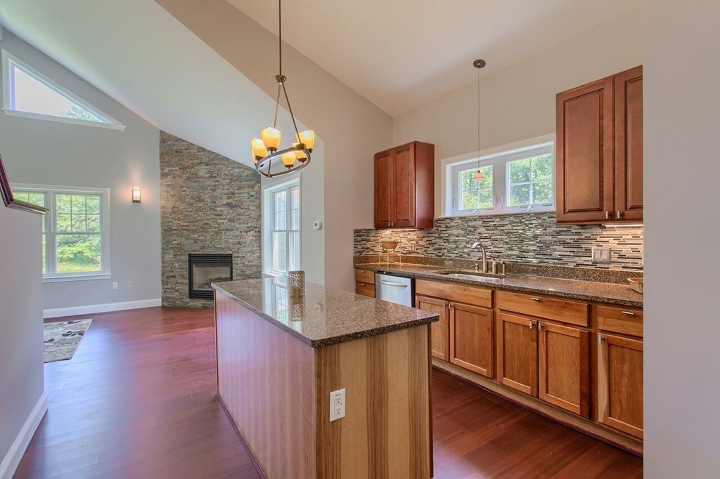 242 Hudson Road Stow, MA 01775 - Photo 9 of 30