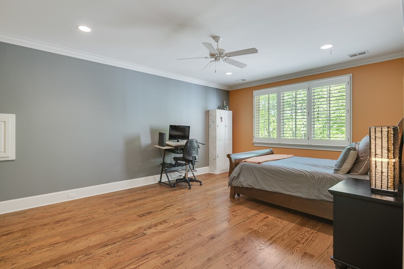 336 Pisgah Road Eads, TN 38028 - Photo 16 of 25 Another exceptional bedroom suite with a complete custom bath, and huge walk in closet with built ins.