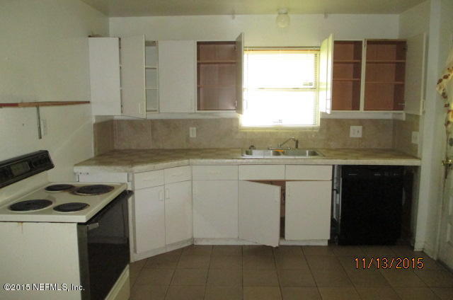 6718 Cinderella Road Jacksonville, FL 32210 - Photo 8 of 11 IMG_0012_1