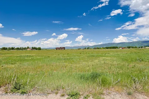 $290,000 | 1227 Pine View Lane, Driggs, ID 83422