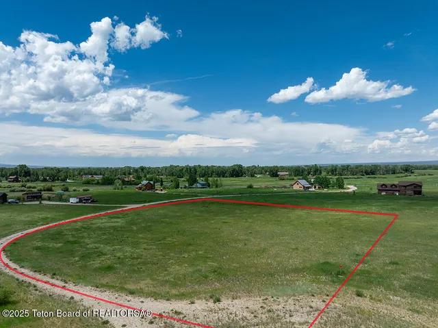 $290,000 | 1227 Pine View Lane, Driggs, ID 83422