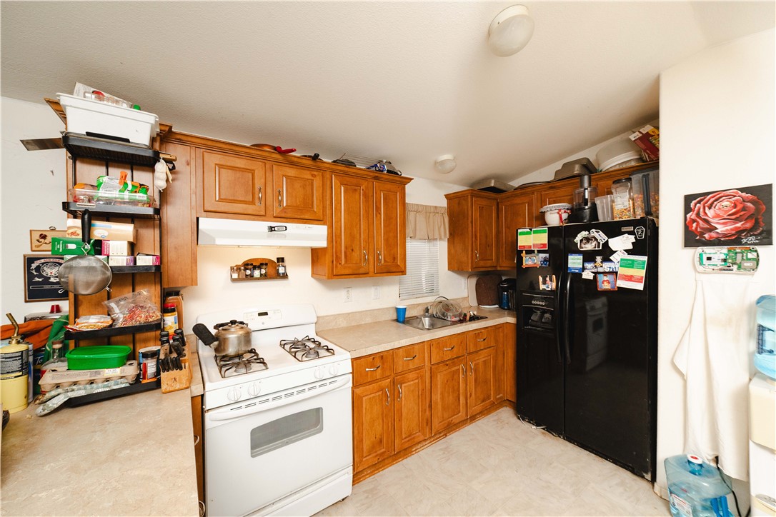 3854 Davis Road Golden Valley, AZ 86413 - Photo 13 of 45 Kitchen