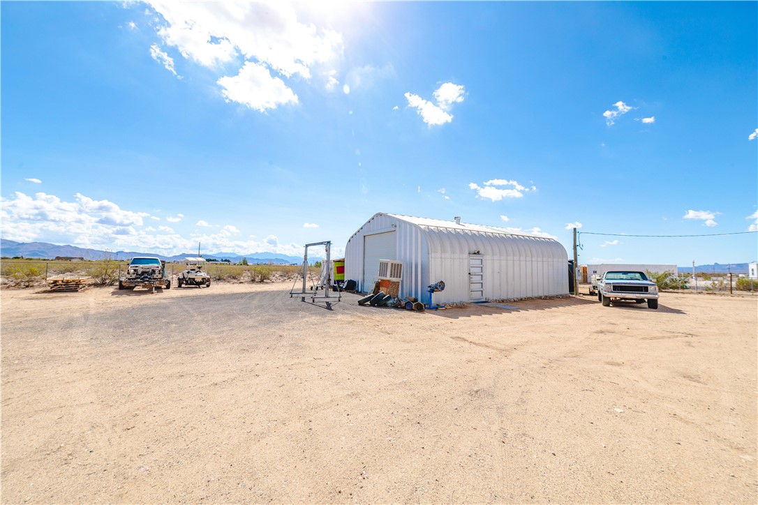 3854 Davis Road Golden Valley, AZ 86413 - Photo 23 of 45 Out Buildings