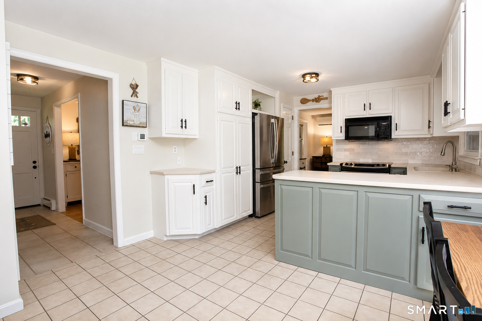 48 Quorn Hunt Road Simsbury, CT 06092 - Photo 10 of 38