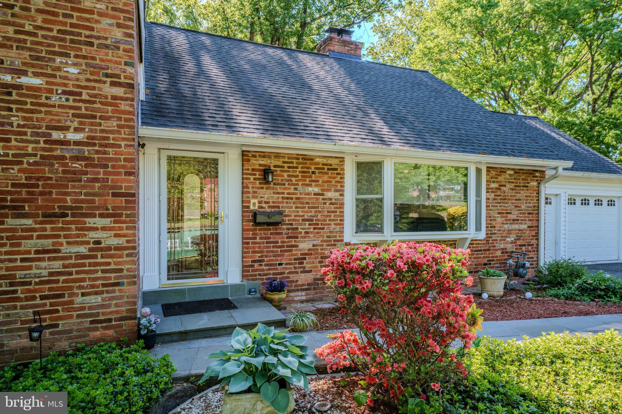 6705 Bracken Court Springfield, VA 22152 - Photo 3 of 40 a view front of house with outdoor space