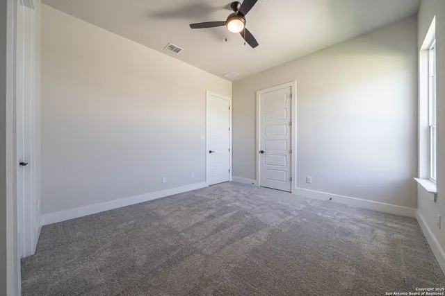 $629,000 | 138 Firewheel, Floresville, TX 78114