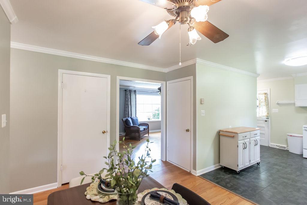 219 Ridge Road Winchester, VA 22602 - Photo 14 of 36 Gallery Image 14
