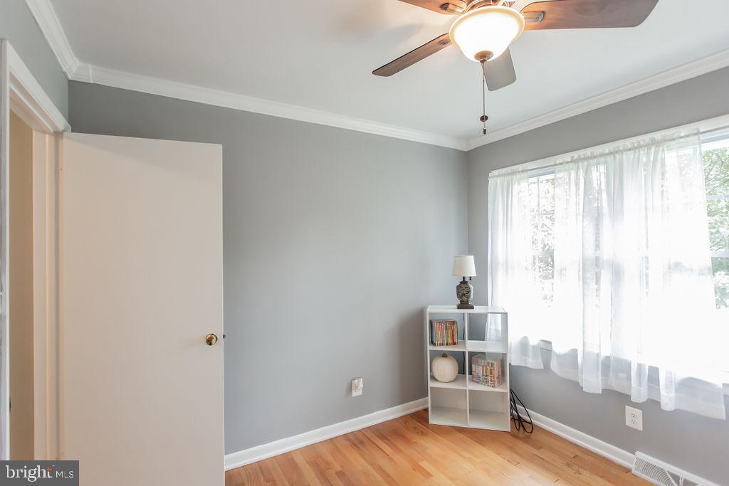 219 Ridge Road Winchester, VA 22602 - Photo 27 of 36 Gallery Image 27