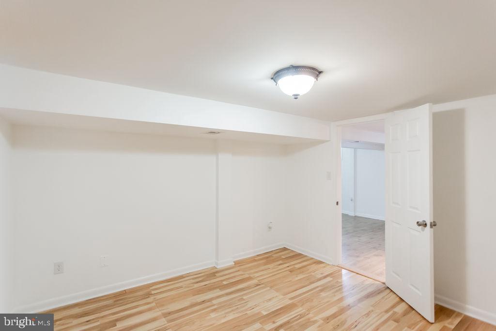 219 Ridge Road Winchester, VA 22602 - Photo 34 of 36 Gallery Image 34