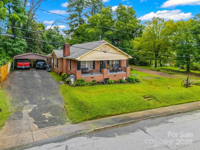 $1,500,000 | 116 Kenworthy Avenue, Lowell, NC 28098
