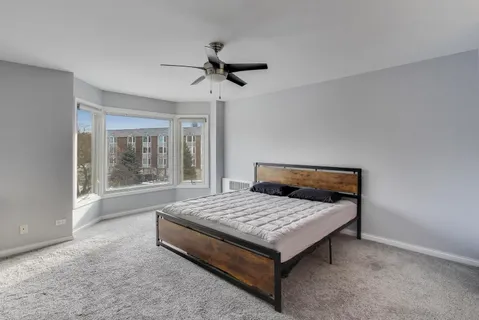 $249,500 | 201 Thames Parkway, Unit 2K, Park Ridge, IL 60068