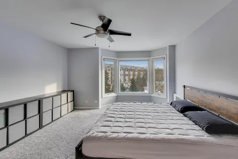 $249,500 | 201 Thames Parkway, Unit 2K, Park Ridge, IL 60068