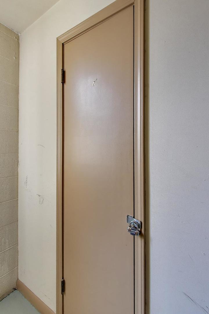 201 Thames Parkway, Unit 2K Park Ridge, IL 60068 - Photo 21 of 28