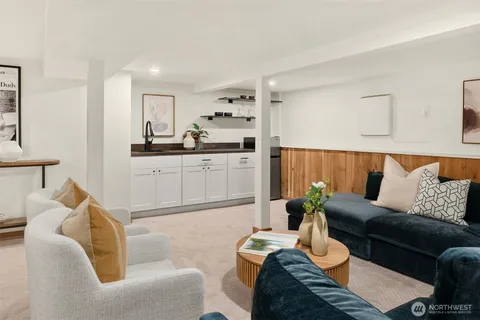 $799,950 | 8913 8th Avenue Northeast, Seattle, WA 98115