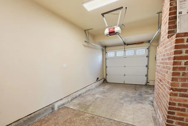 $899,950 | 16251-16251 Carolyn Street, Castro Valley, CA 94578