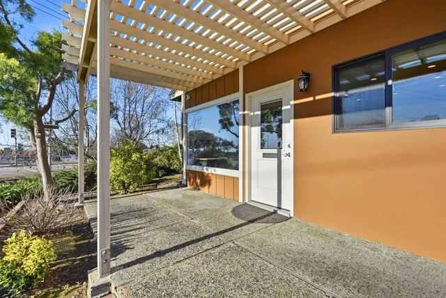 $899,950 | 16251-16251 Carolyn Street, Castro Valley, CA 94578