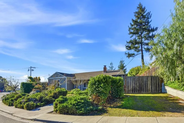 $899,950 | 16251-16251 Carolyn Street, Castro Valley, CA 94578