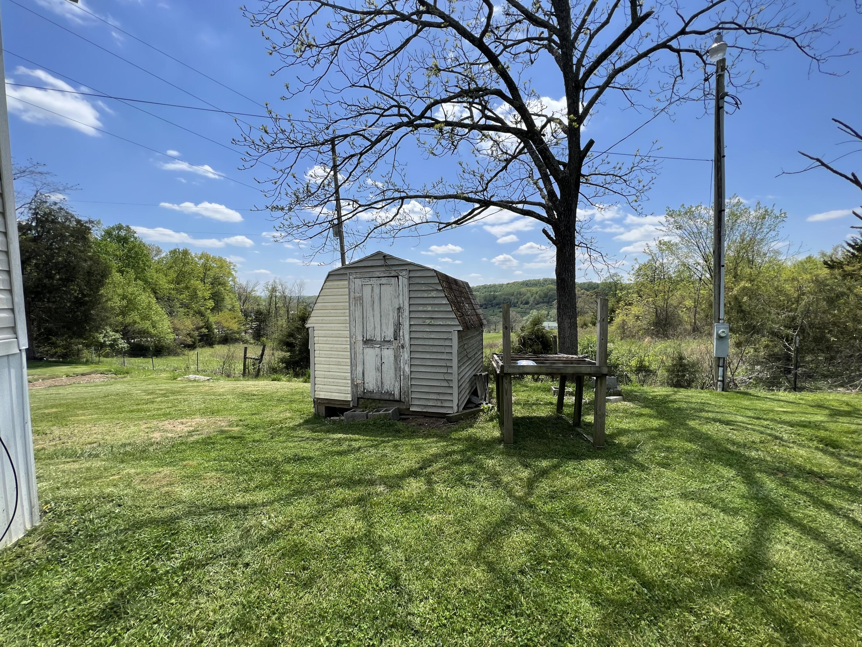 2248 Sand Springs Road Mount Vernon, KY 40456 - Photo 10 of 35 D078D615-9E78-4872-8A02-B92F2F7F5C4C