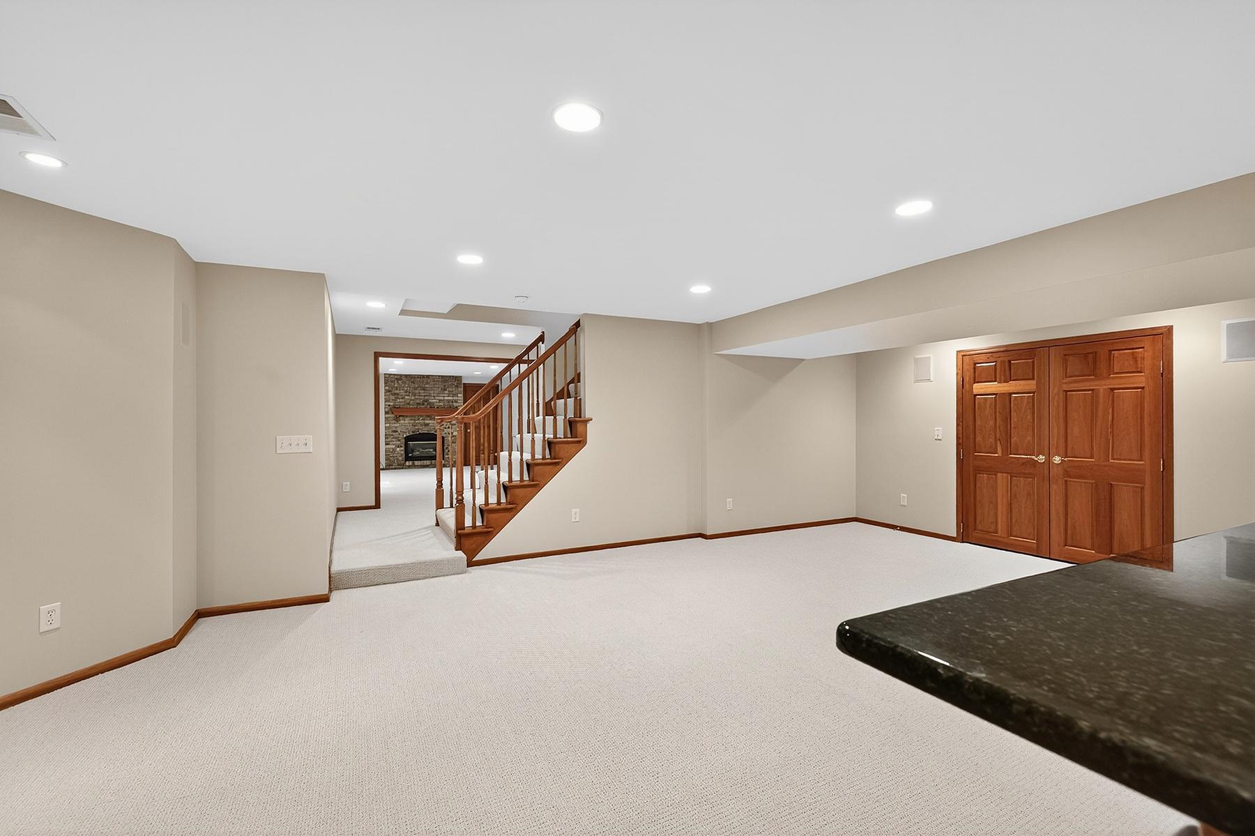 6608 Mohawk Trail Edina, MN 55439 - Photo 44 of 55