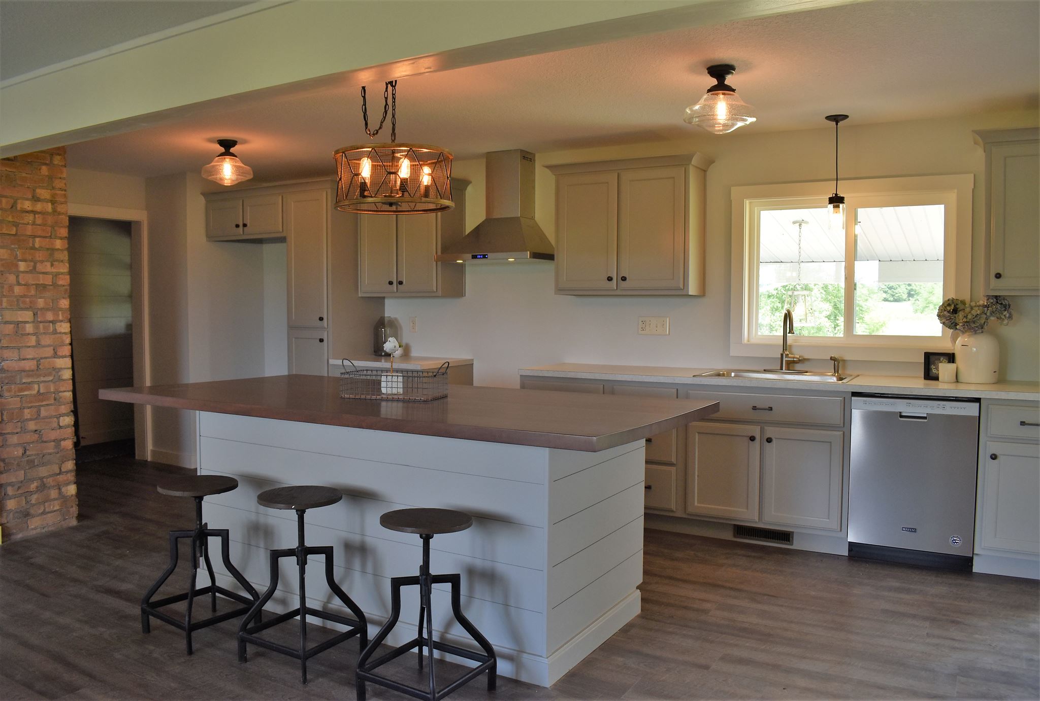 331 Elm Grove Road Bluffton, IN 46714 - Photo 4 of 36 Gallery Image 4
