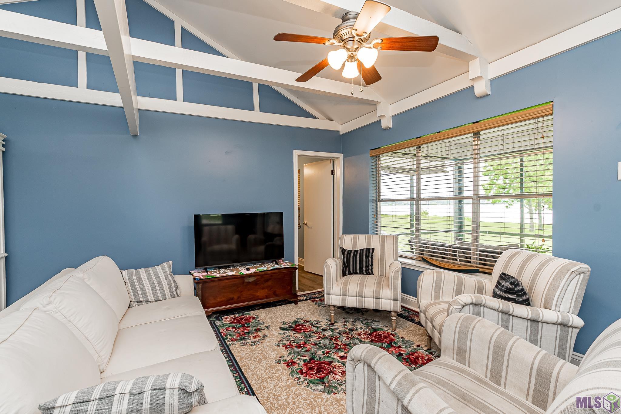 10467 Island Road Ventress, LA 70783 - Photo 12 of 24