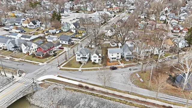 $194,000 | 905 Crescent Avenue, Fort Wayne, IN 46805