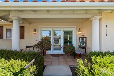 $949,000 | 16941 Dominican Drive, San Diego, CA 92128