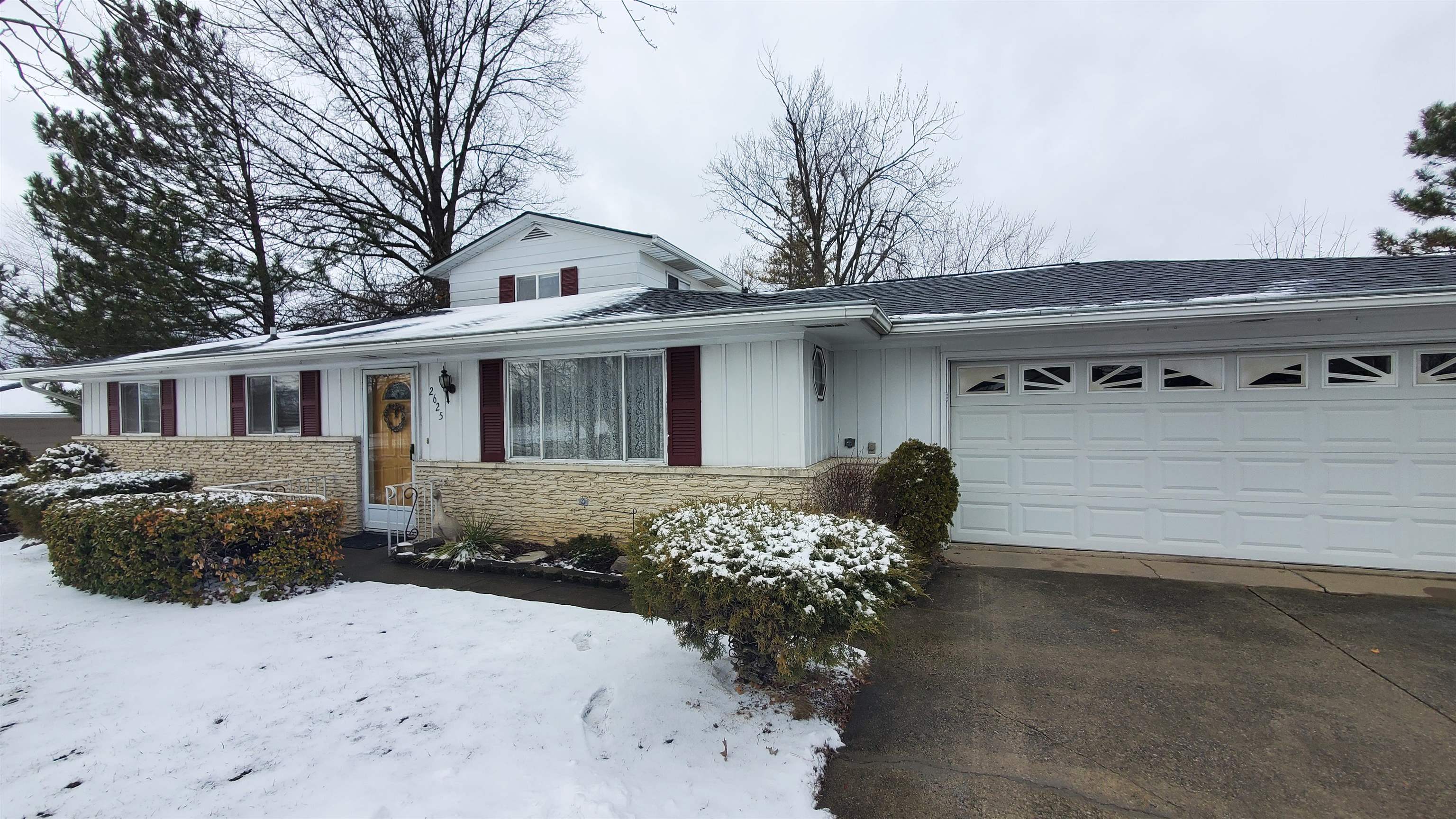 2625 East Tillman Road Fort Wayne, IN 46816 - Photo 35 of 36