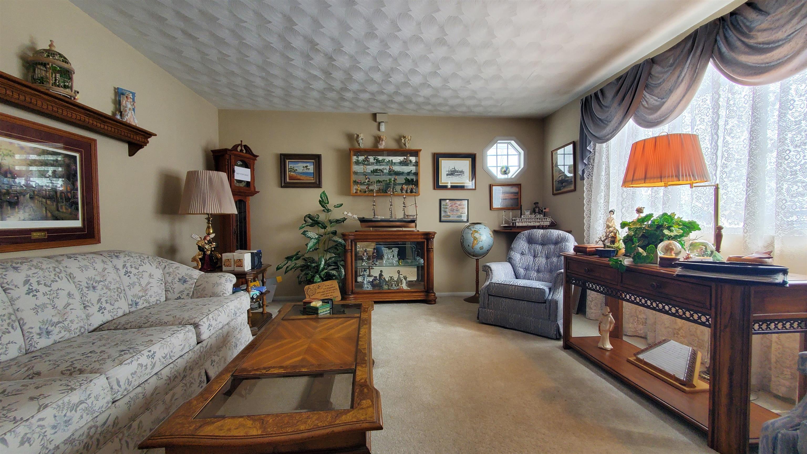 2625 East Tillman Road Fort Wayne, IN 46816 - Photo 4 of 36