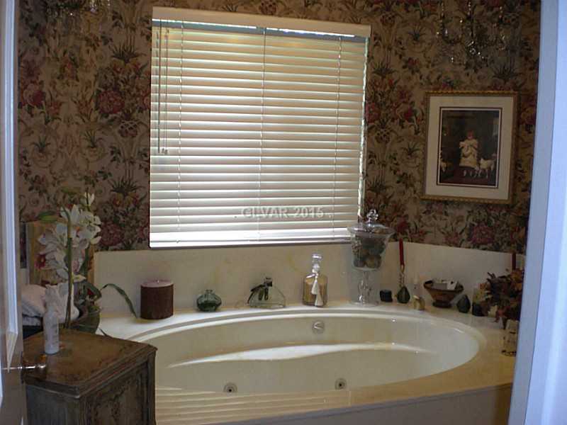 1485 Westwind Road Las Vegas, NV 89146 - Photo 7 of 13 Master Bath/Spa. Master bath with jetted tub
