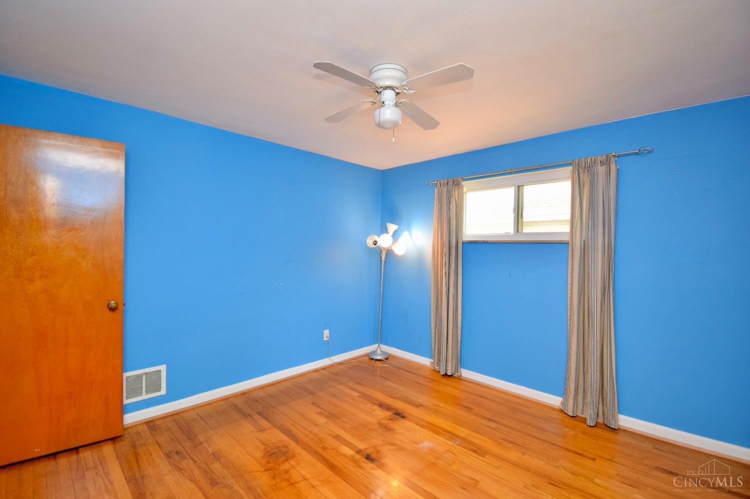 569 Rentz Place Cincinnati, OH 45238 - Photo 24 of 38