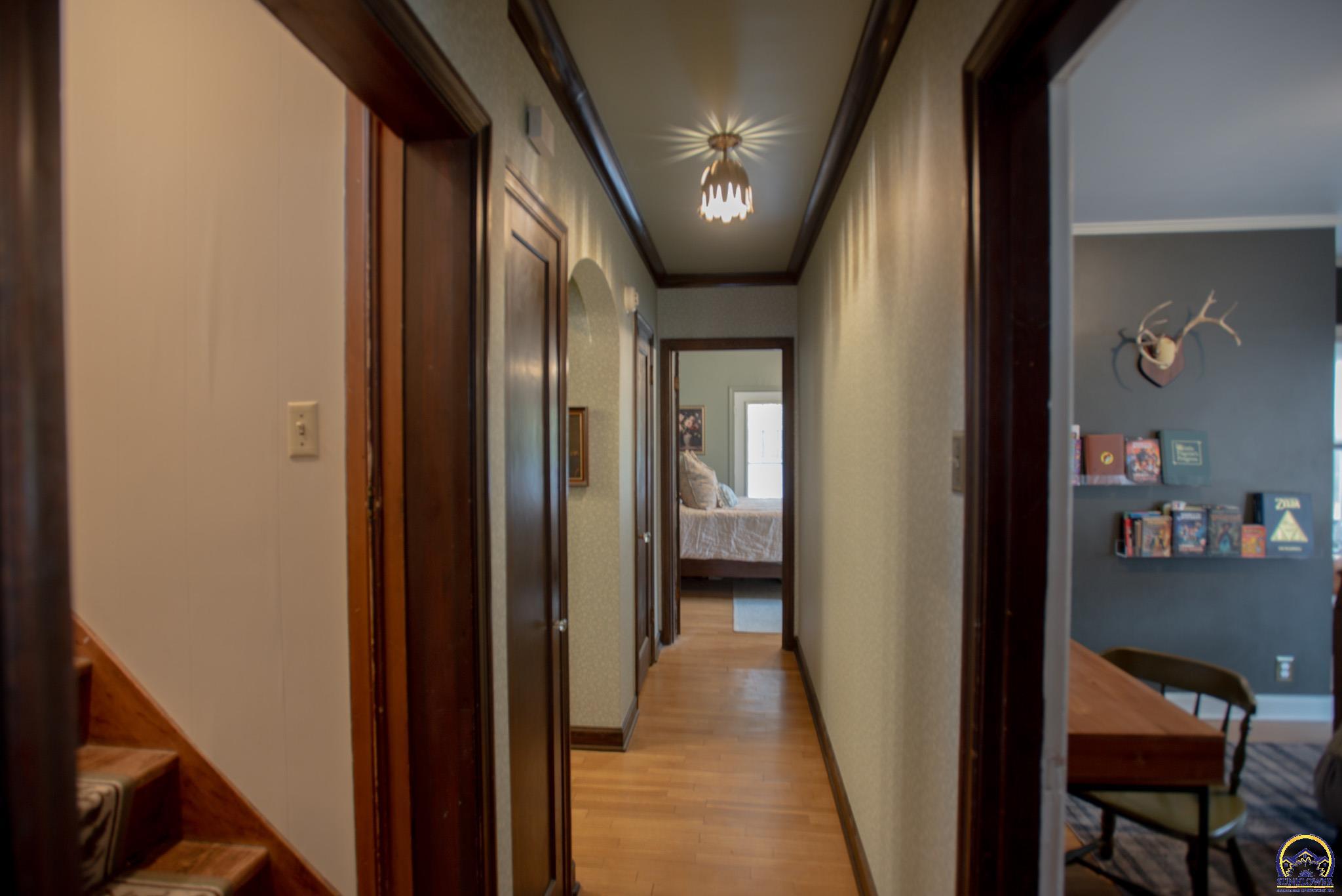 2323 Southwest 20th Street Topeka, KS 66604 - Photo 17 of 37