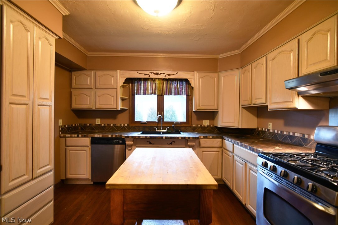 4386 Reimer Road Barberton, OH 44203 - Photo 8 of 35
