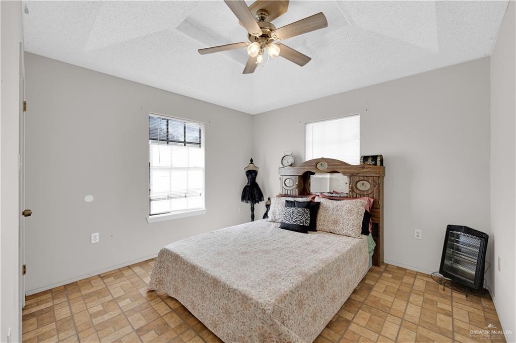 1316 East 2nd Street Mission, TX 78572 - Photo 11 of 20