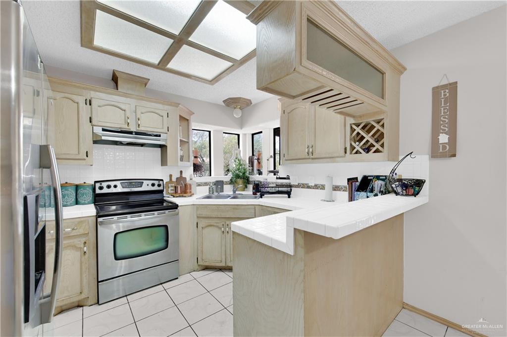 1316 East 2nd Street Mission, TX 78572 - Photo 7 of 20