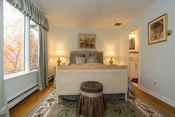 128 Mill Road North Andover, MA 01845 - Photo 16 of 29 Gallery Image 16