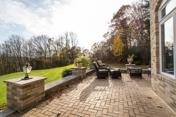 128 Mill Road North Andover, MA 01845 - Photo 27 of 29 Gallery Image 27