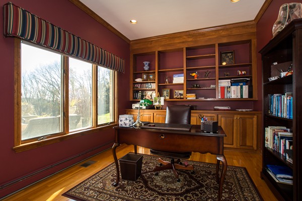 128 Mill Road North Andover, MA 01845 - Photo 9 of 29 Gallery Image 9
