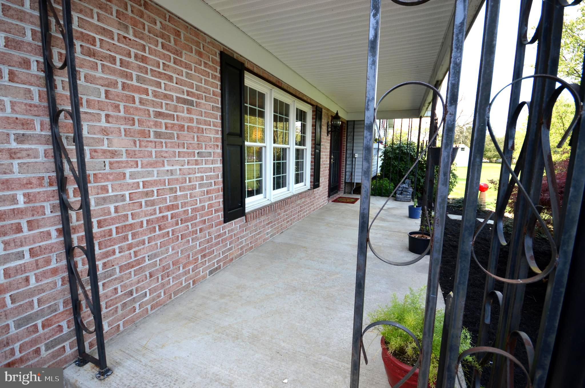 135 Game Trail Road Falling Waters, WV 25419 - Photo 9 of 96 Gallery Image 9