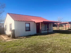 $179,900 | 1692 Avenue South, Levelland, TX 79336