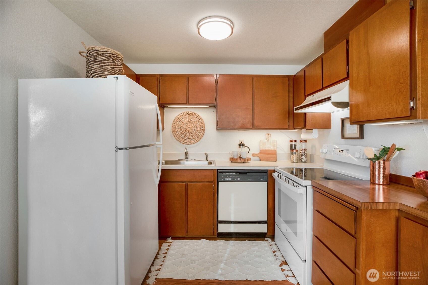 2619 Rucker Avenue, Unit 5 Everett, WA 98201 - Photo 11 of 36