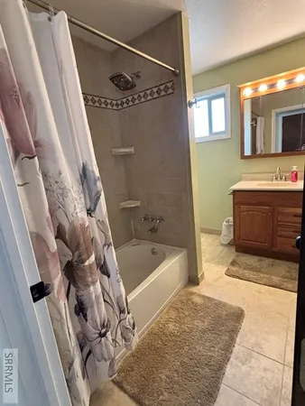 $425,000 | 6764 North Jennifer Lane, Idaho Falls, ID 83401