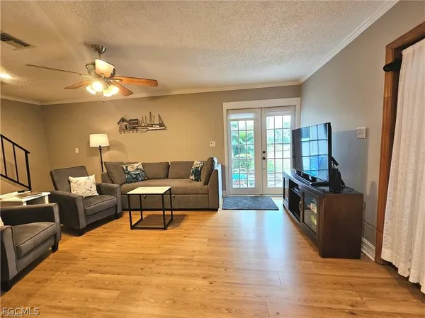 $1,250 | 3300 New South Province Boulevard, Unit 2, Fort Myers, FL 33907