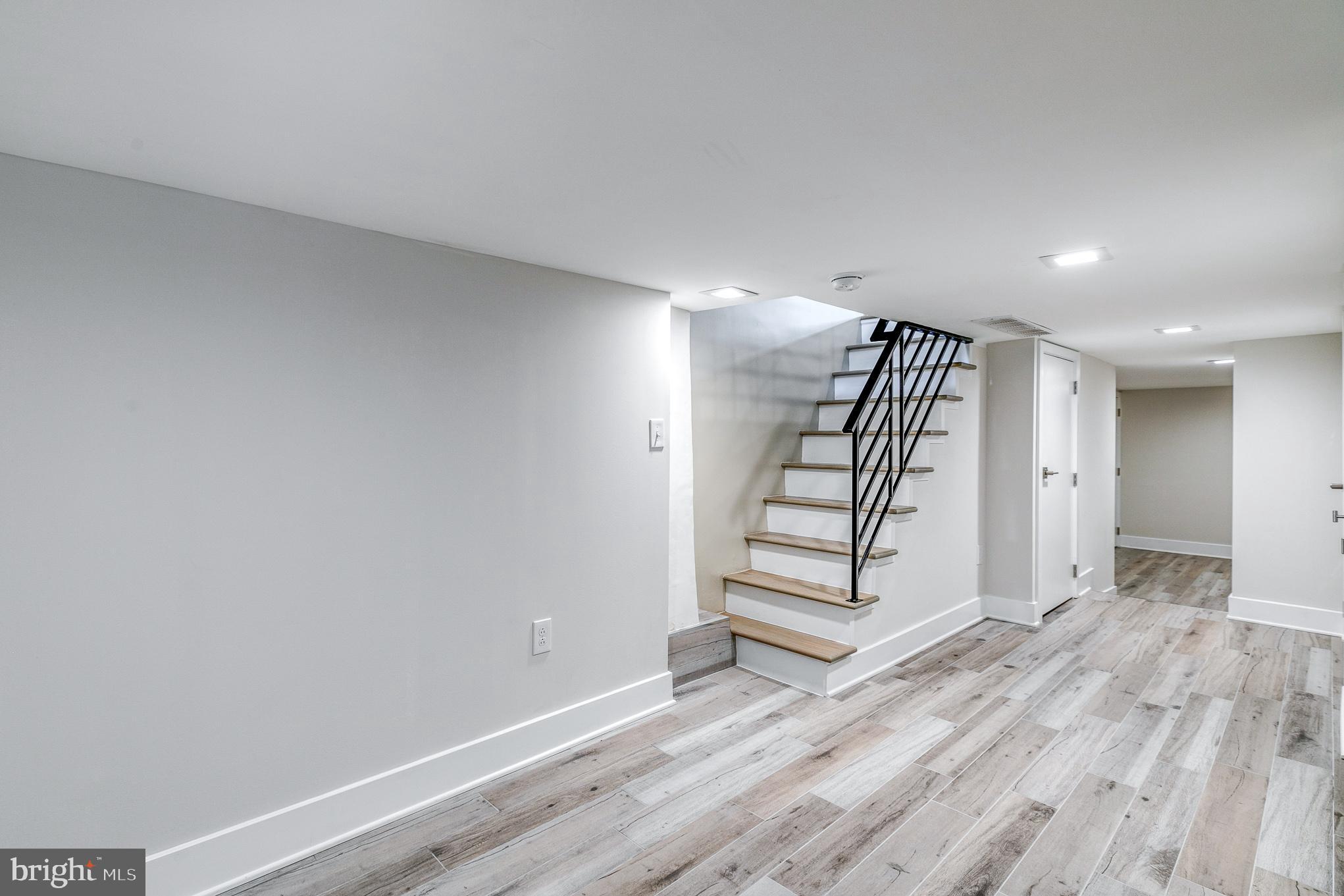 1041 Tree Street Philadelphia, PA 19148 - Photo 31 of 39 Lower Level