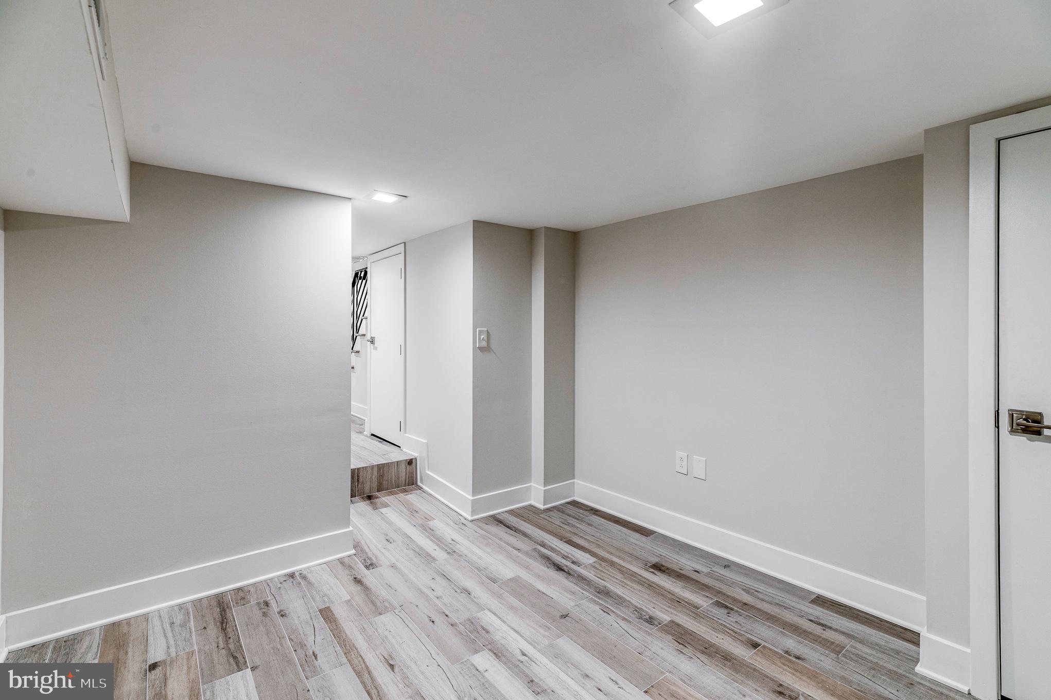 1041 Tree Street Philadelphia, PA 19148 - Photo 34 of 39 Lower Level