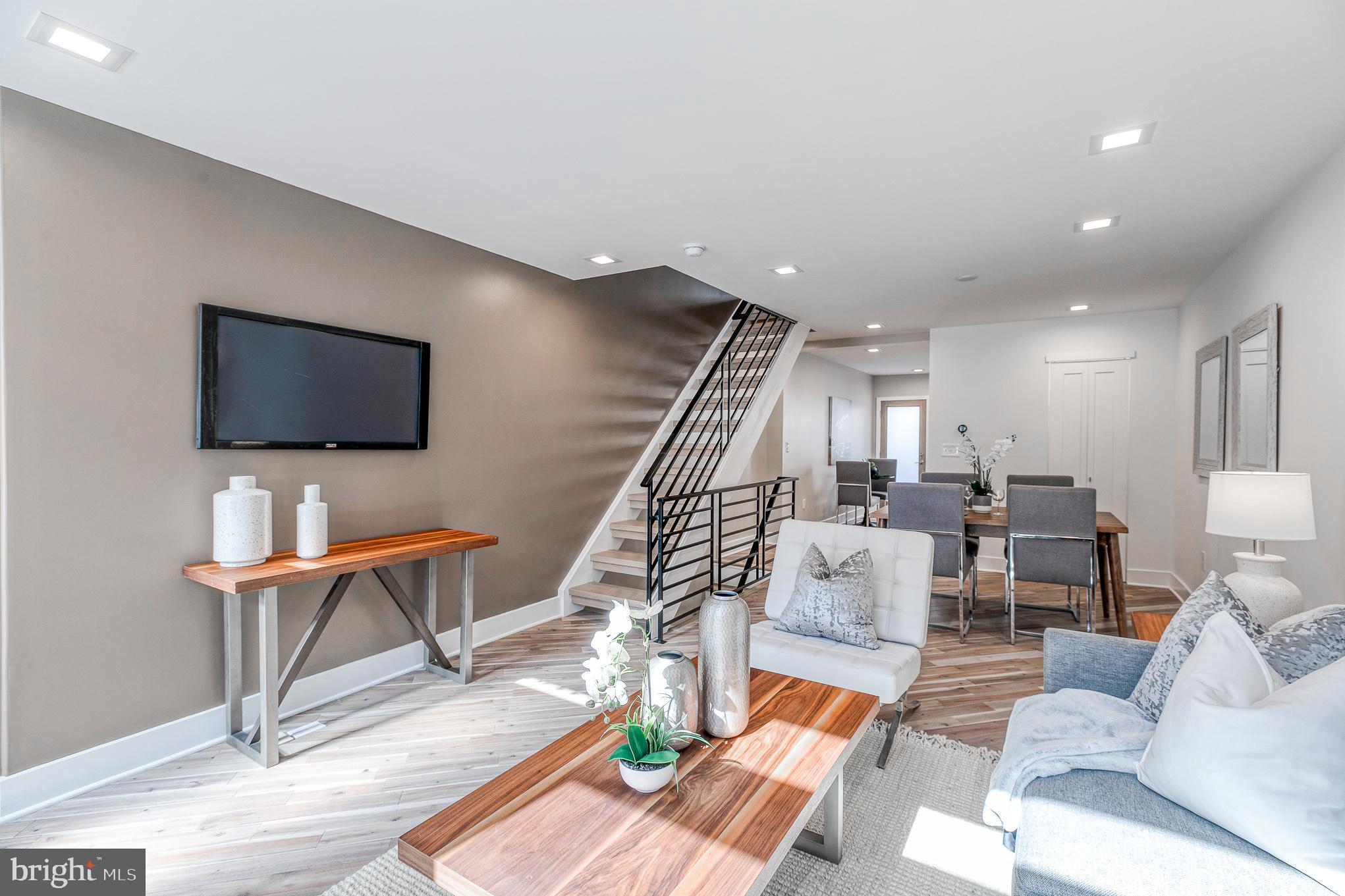 1041 Tree Street Philadelphia, PA 19148 - Photo 6 of 39 Gallery Image 6