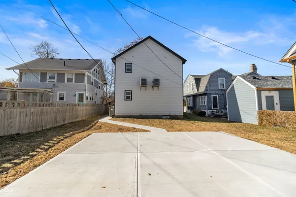 $1,700 | 3365 Broadway Street, Indianapolis, IN 46205