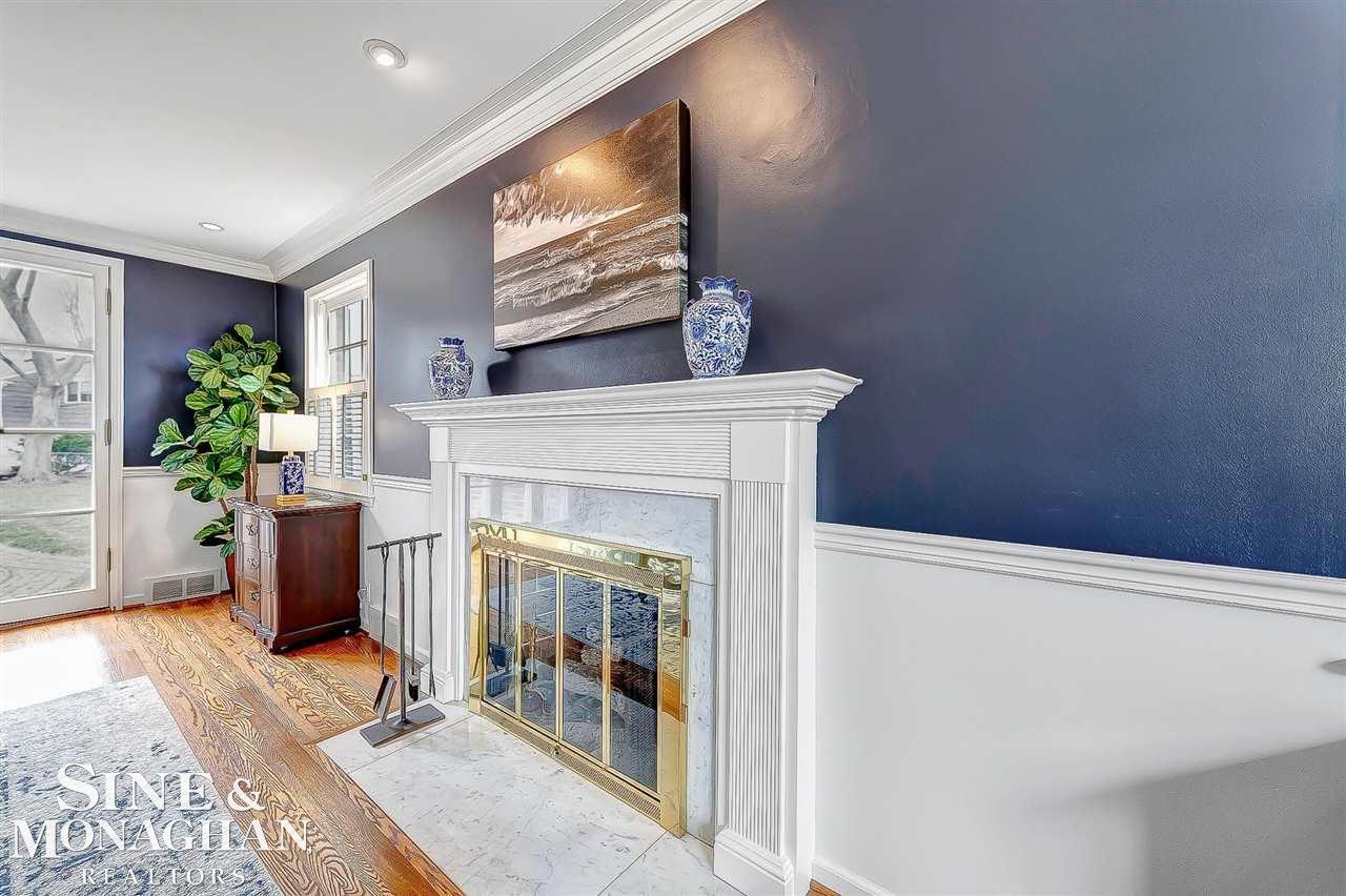 34 Edgemere Road Grosse Pointe Farms, MI 48236 - Photo 9 of 67