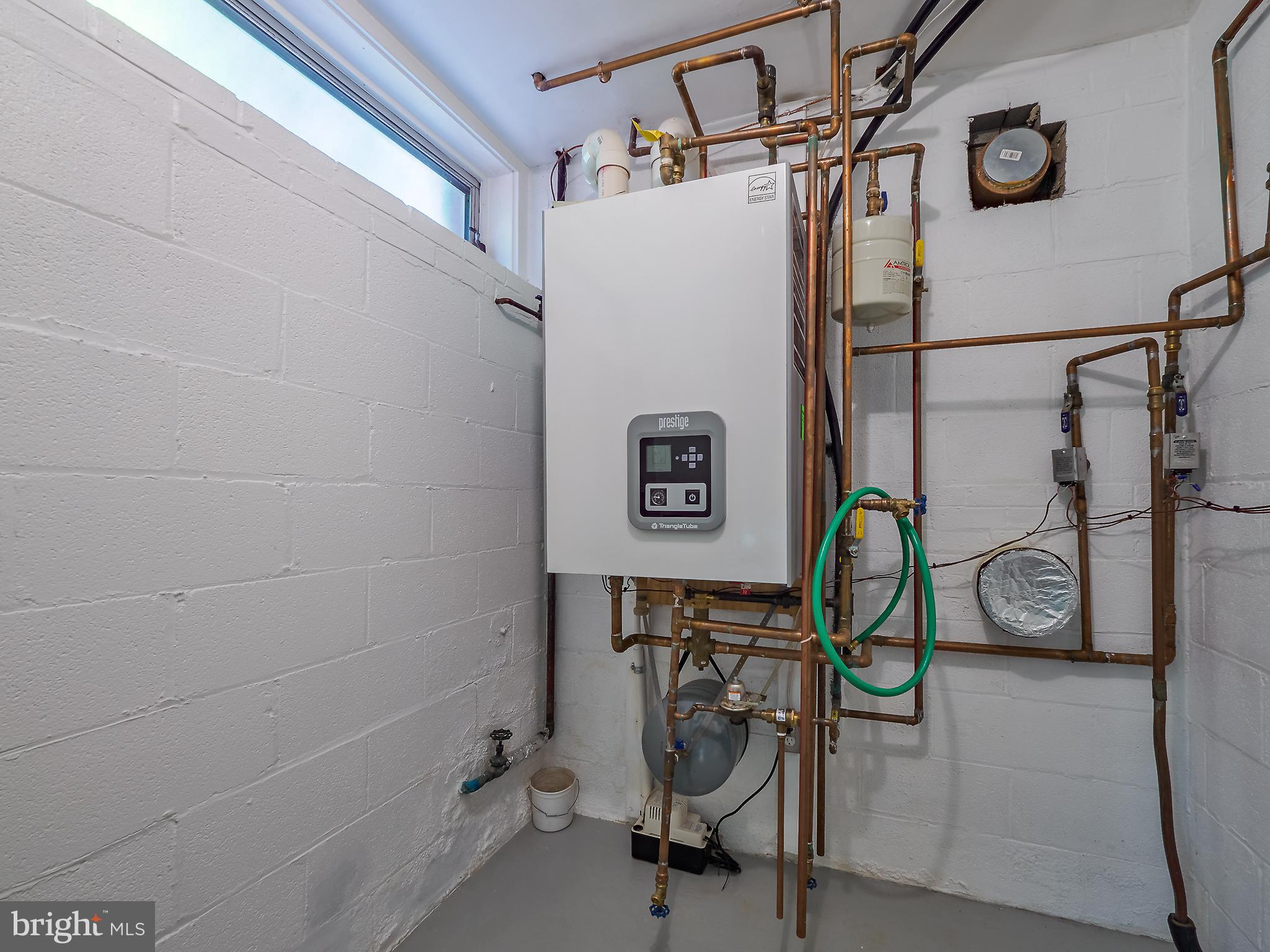 46 Lakeside Drive Greenbelt, MD 20770 - Photo 39 of 72 Utility Room