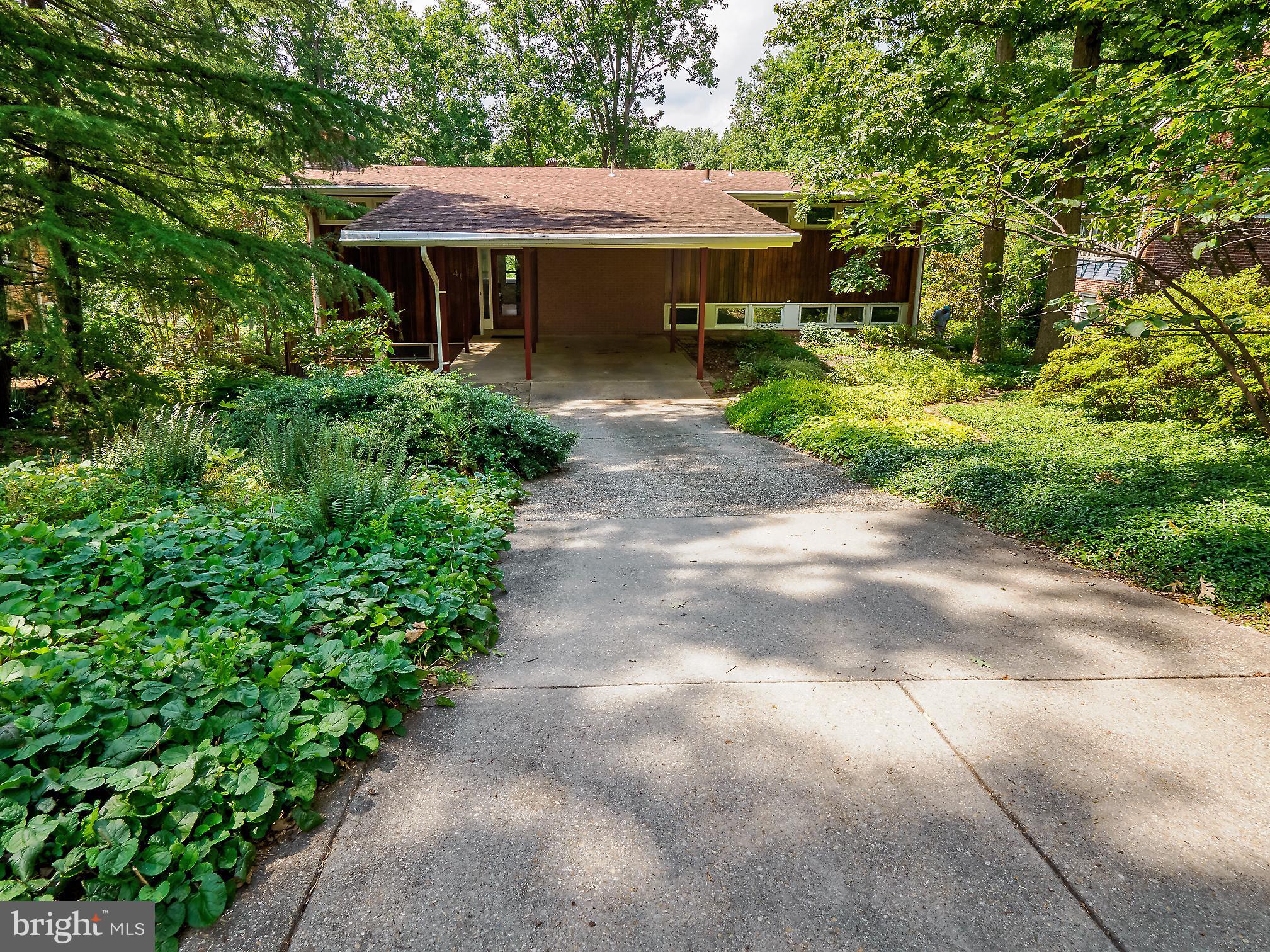 46 Lakeside Drive Greenbelt, MD 20770 - Photo 6 of 72 Front Exterior